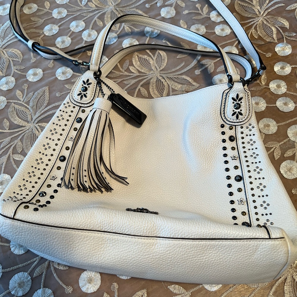 Coach Bandana Rivets Edie Shoulder Bag 28